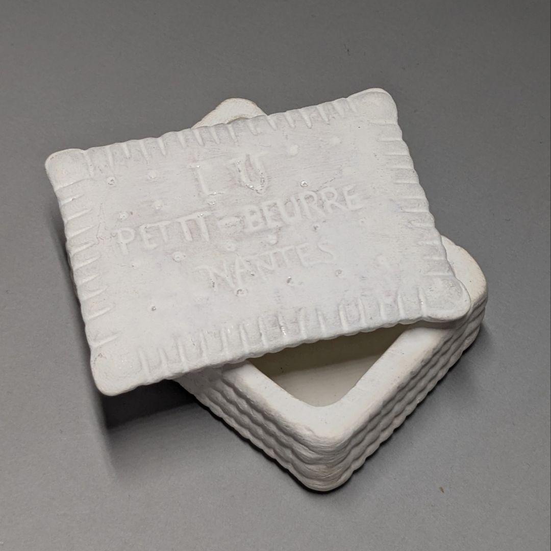 LU ビスケット　非売品　陶器小物入れ　　Lefevre-Utile