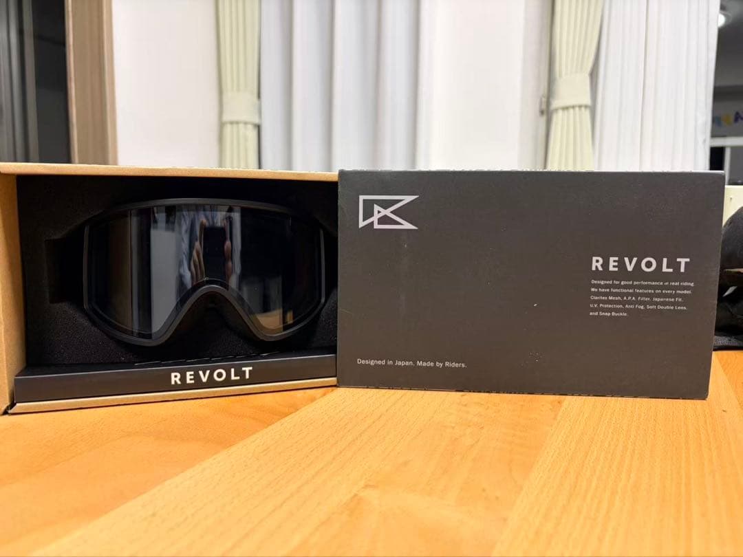 REVOLT FLAT LIGHT FRAME GC ゴーグル