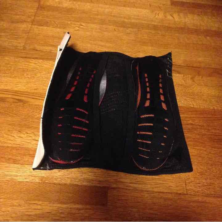 石川直宏選手サイン入りスパイク