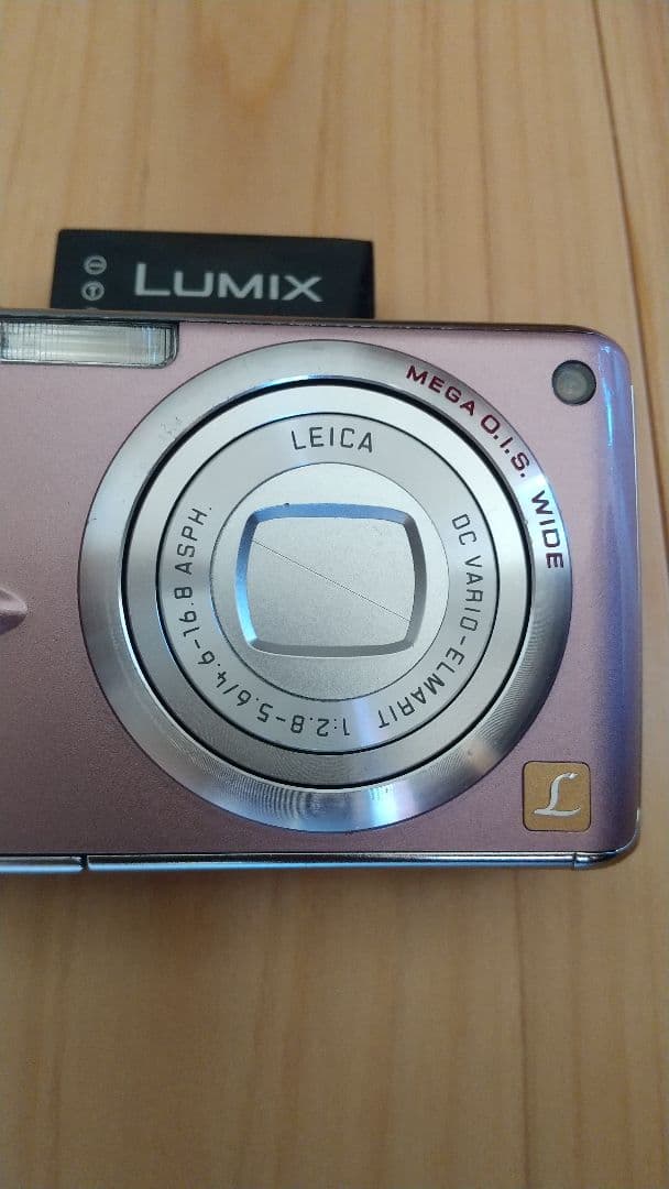 パナソニック デジカメ LUMIX DMC-FX01 ピンク色の美品*完動品