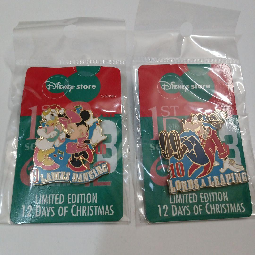ディズニーストア　クリスマス　12日間　ミッキー　チップ　デール　他　ピンバッジ