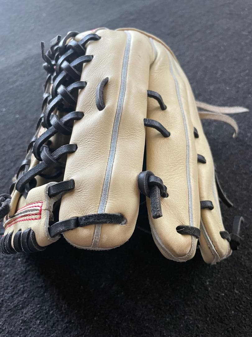 硬式野球グローブ クリーム色 レザー
