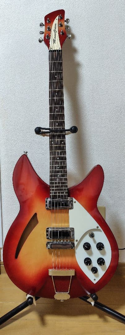 モノグラム　Rickenbacker 330 タイプ