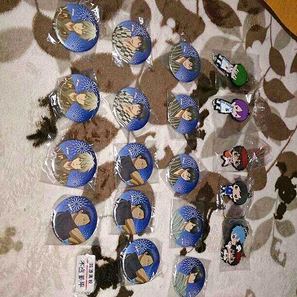 黒バスラバーストラップ、缶バッチ