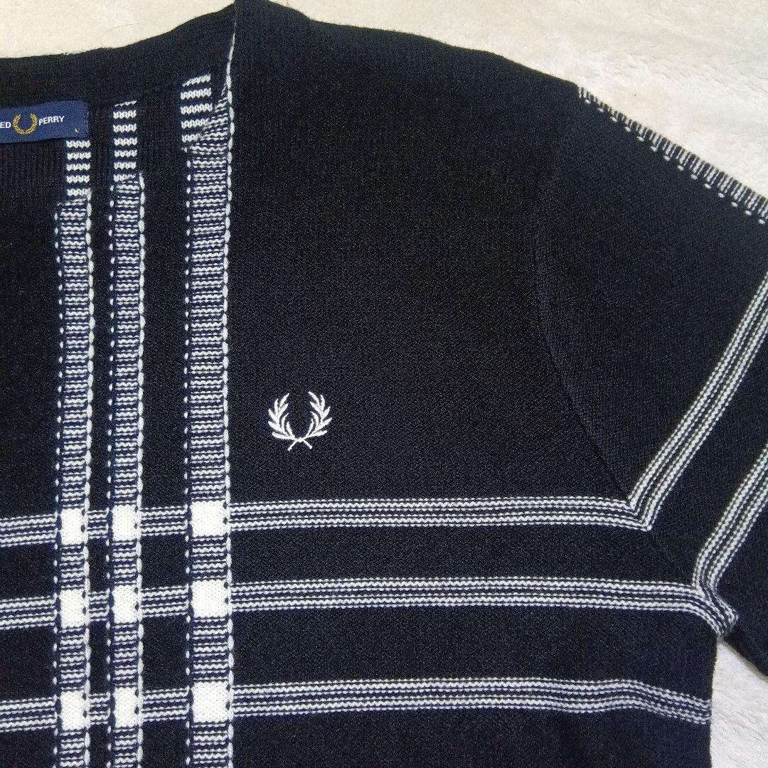 ほぼ新品　Fred Perry フレッドペリー　チェック　 ニット 黒　　L