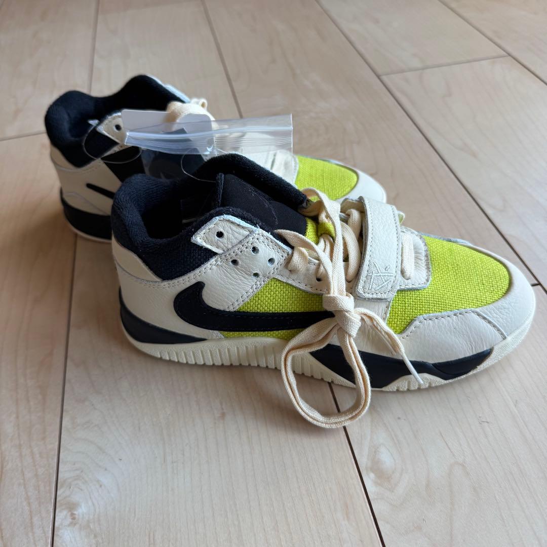 新品未使用☆Nike travisscottブライトカクタス　21cm
