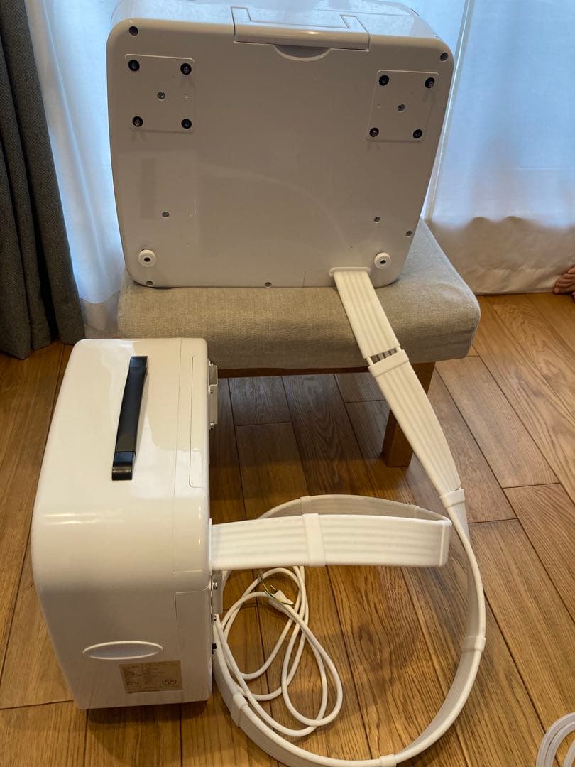 コイズミ　ラクール　2025年4月購入 キャンピングカーエアコン