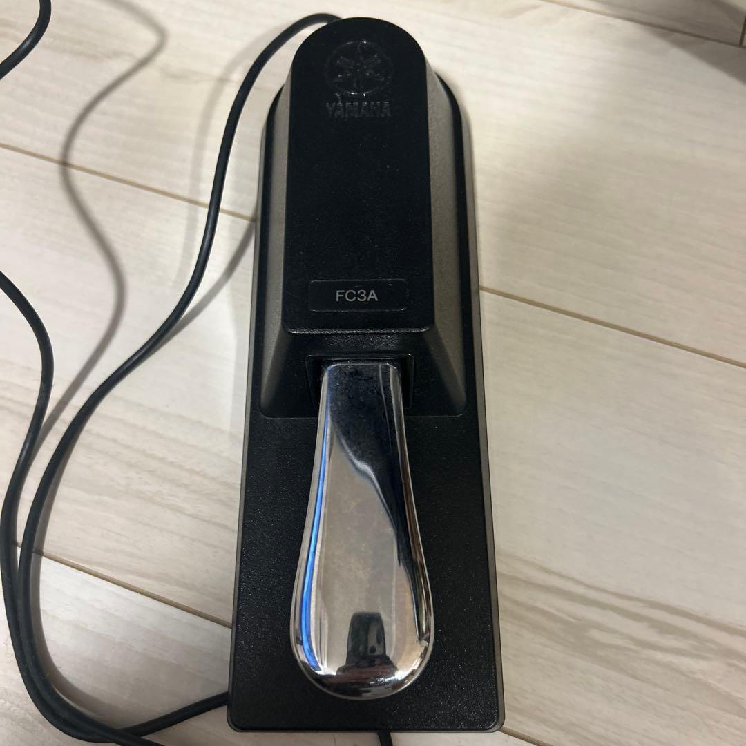 ヤマハ 電子ピアノ Ｐ45B 　88鍵盤　スタンド、ケース付き