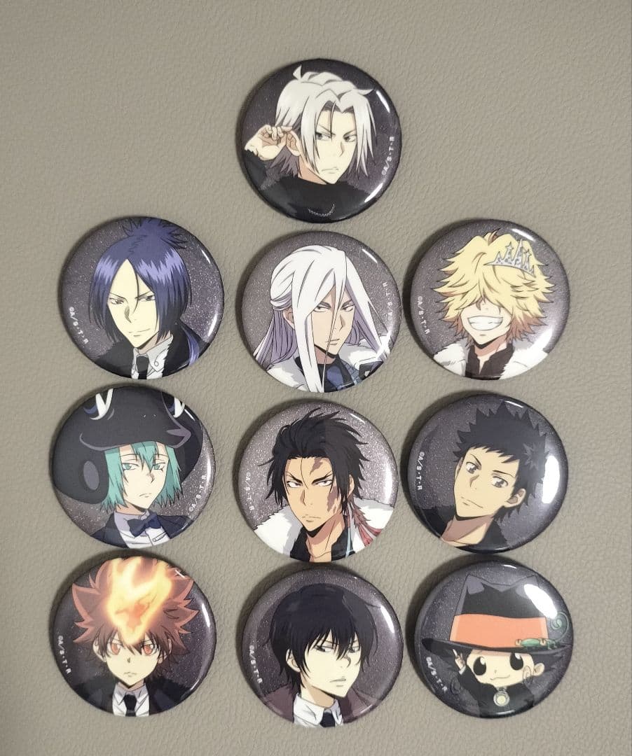 【最終価格】アニメグッズ 缶バッチ 大量まとめ売り！　270個以上！