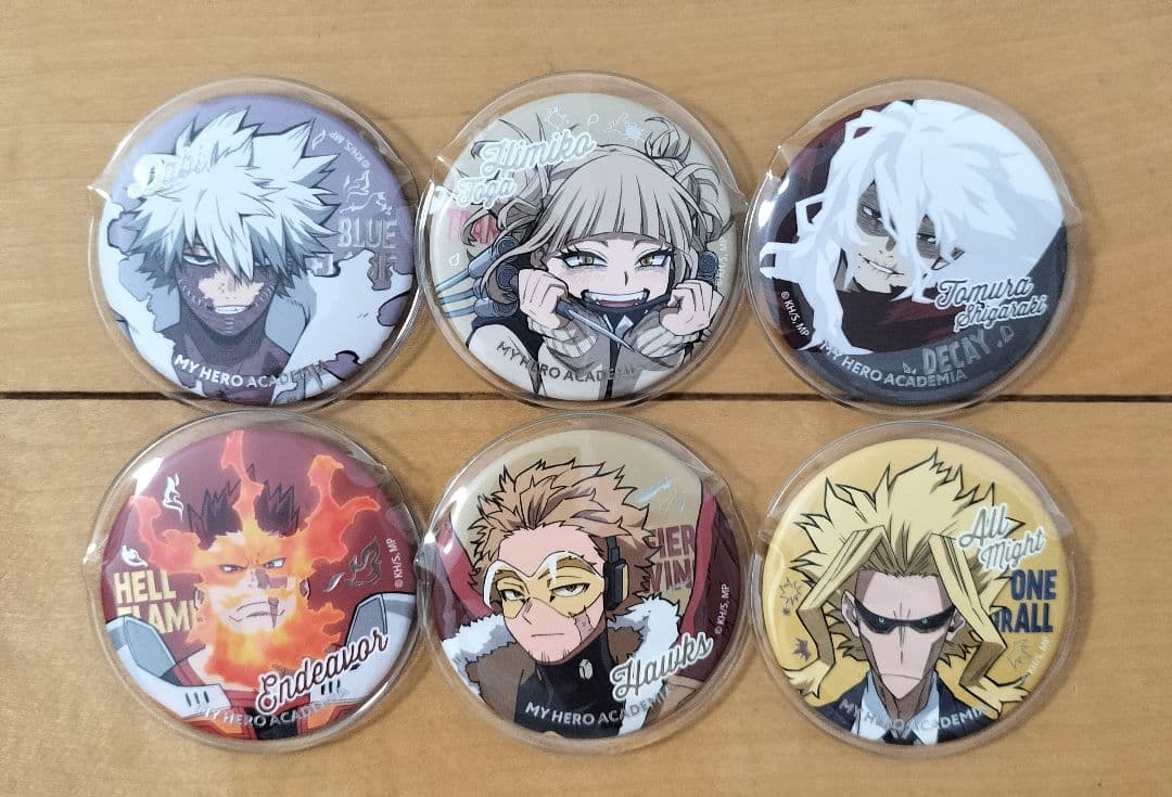 【最終価格】アニメグッズ 缶バッチ 大量まとめ売り！　200個以上！