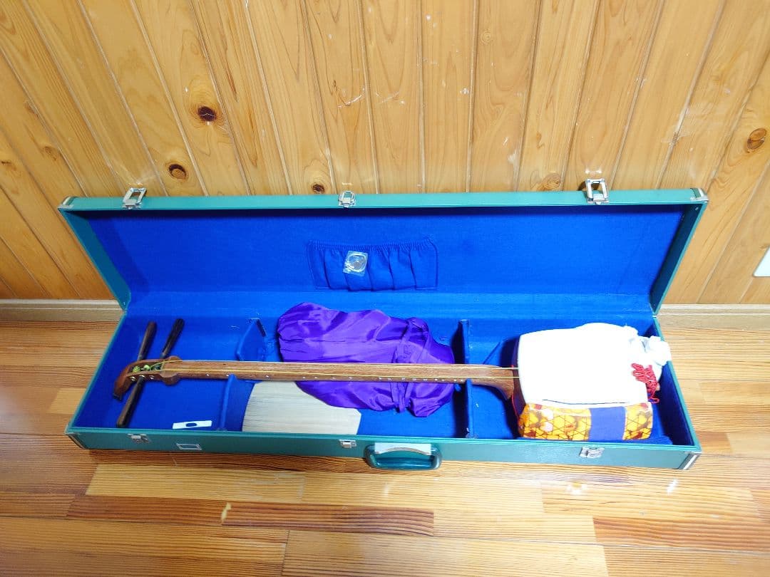 和楽器 三味線 ハードケース（鍵あり）付き ジャンク