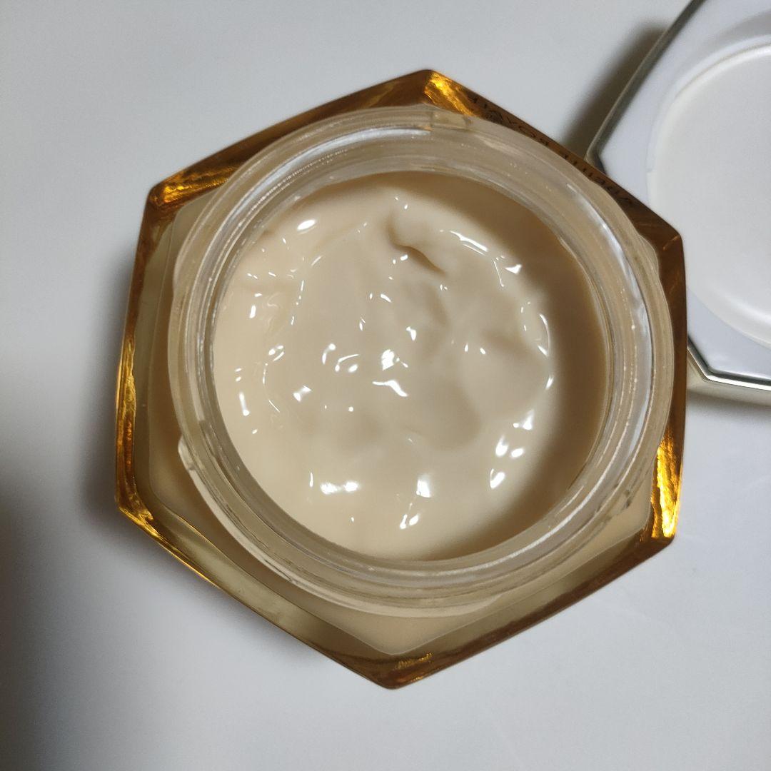 ち*け様 Guerlain ゲラン　アベイルロイヤル　オイルインシカバーム　80