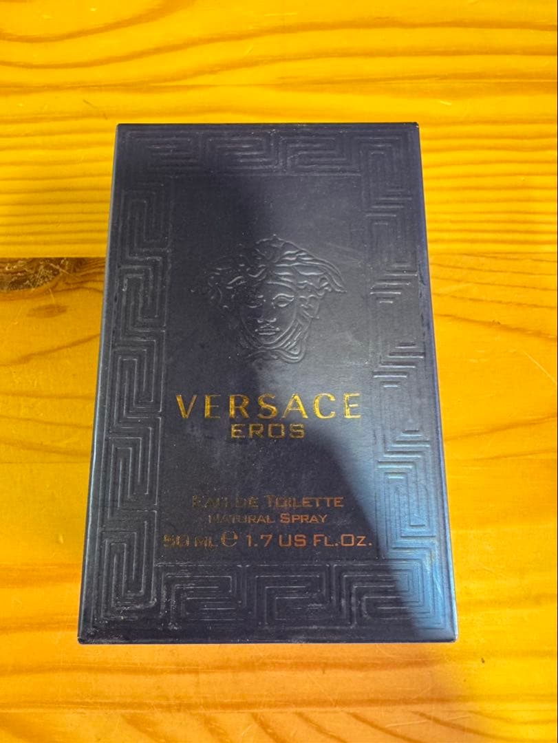 s2048 新品　ヴェルサーチ　エロス　50ml