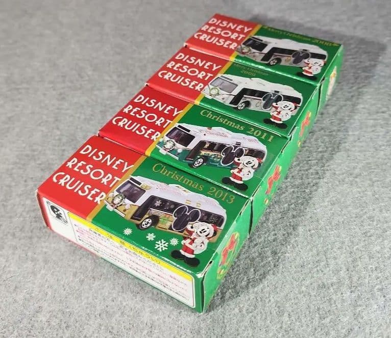 トミカ ディズニークリスマスリゾートクルーザー