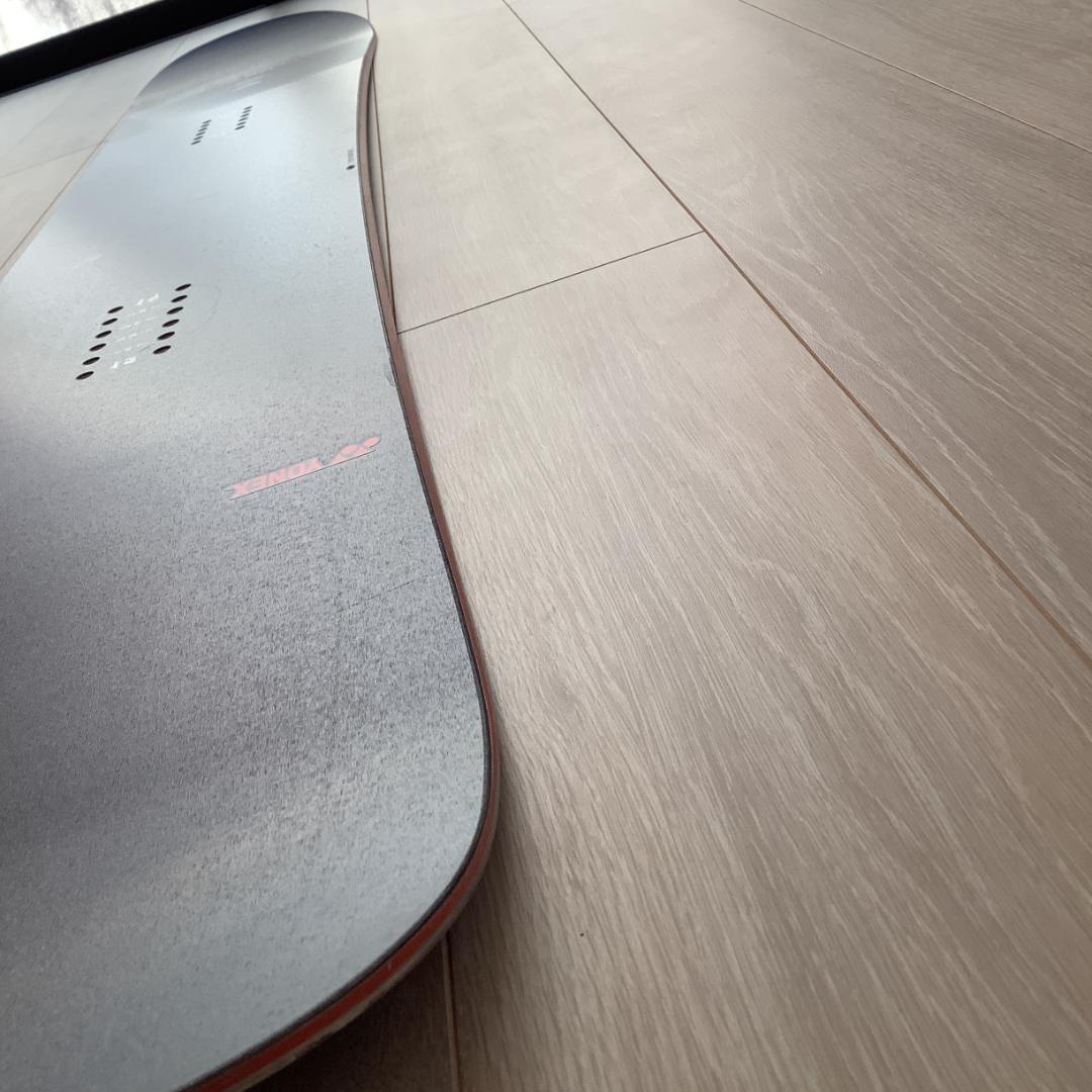 065 22-23YONEX THRUST 161スノーボードカービングメンズ