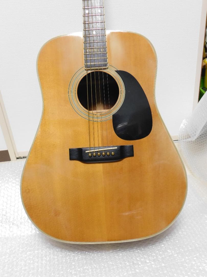 Yamaki YW-35 アコースティックギター　白濁あるも音は健在　キズ少ない