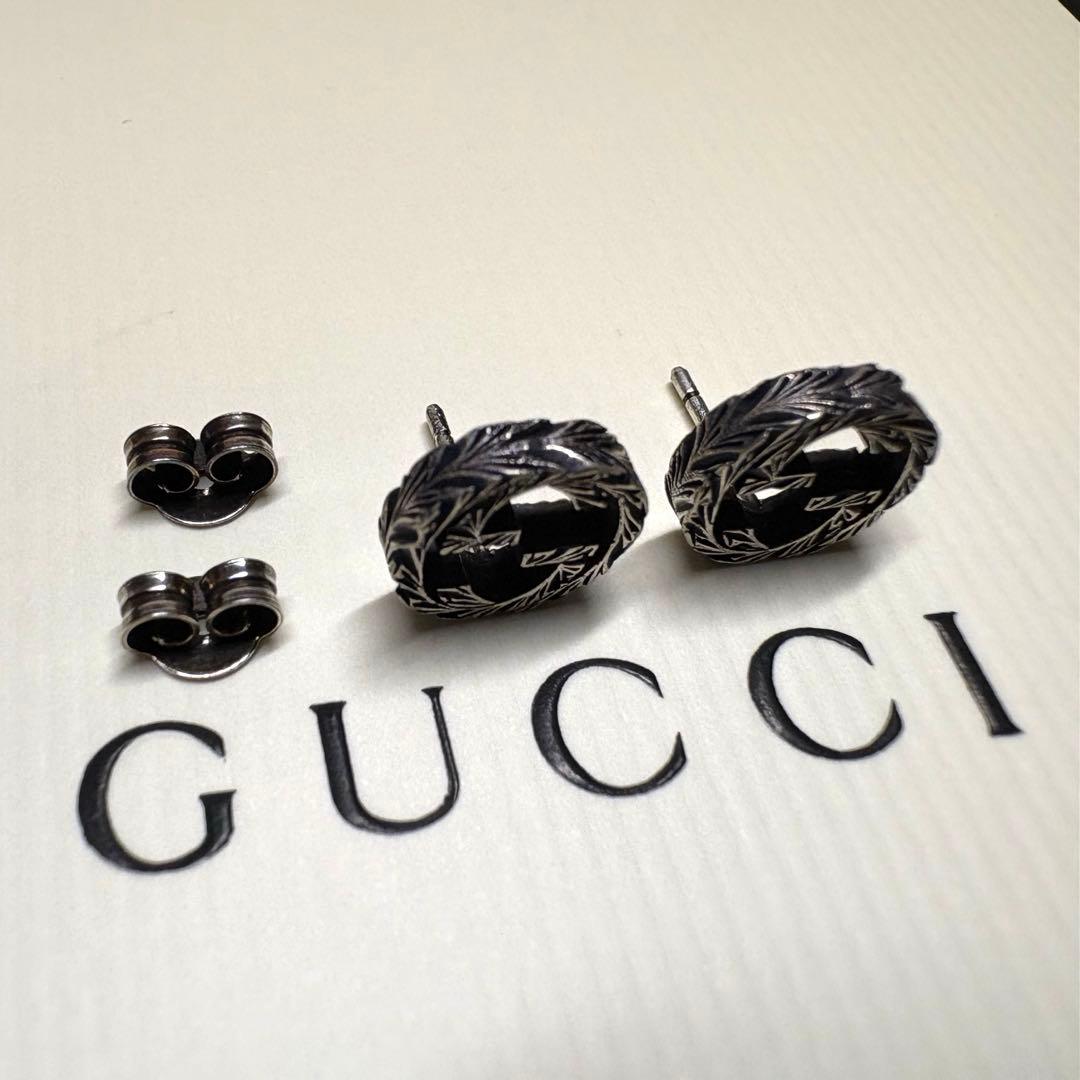 未使用　極美品　グッチ　GUCCI シルバー ピアス インターロッキングG 両耳
