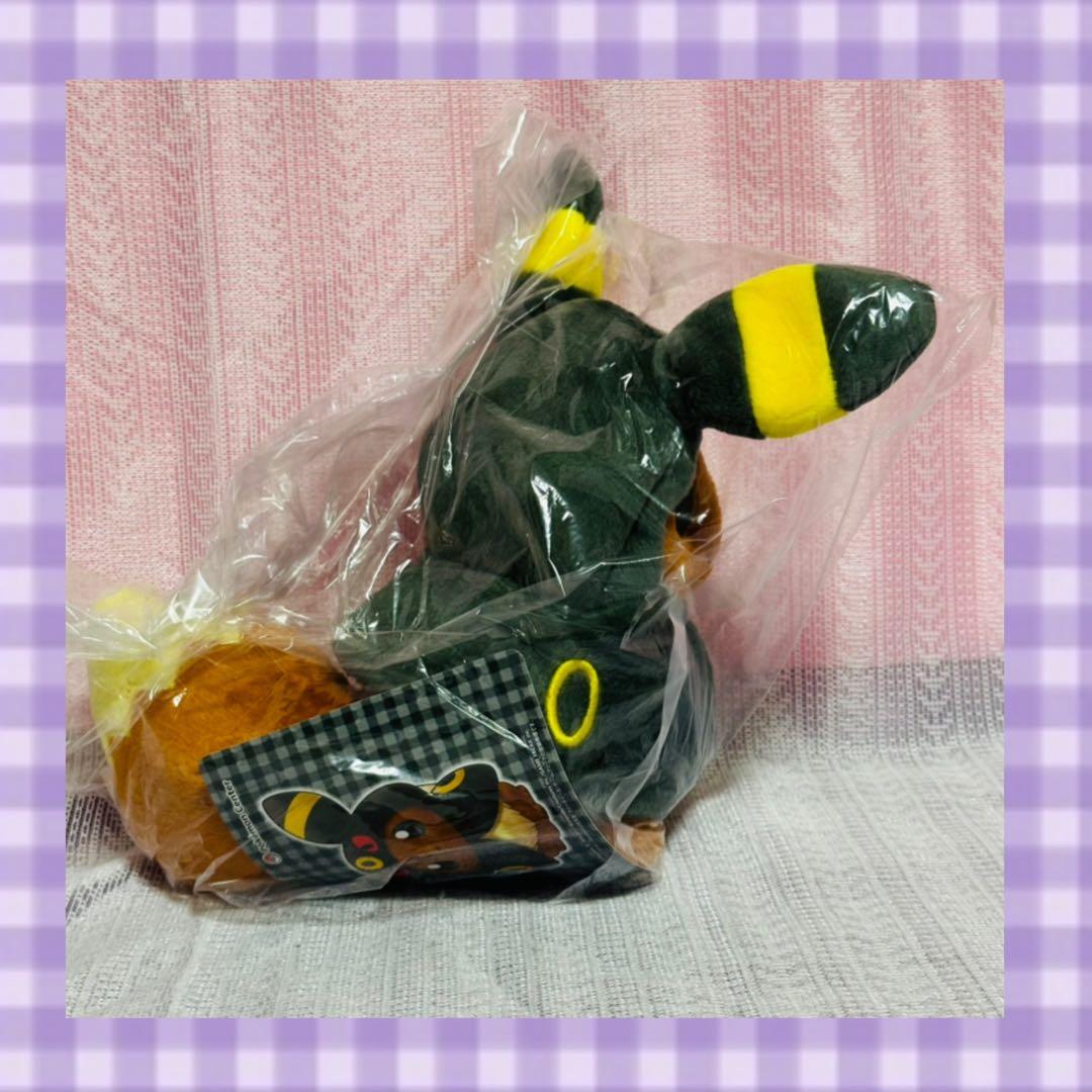ポケットモンスター　ブラッキーポンチョを着たイーブイ　ぬいぐるみ