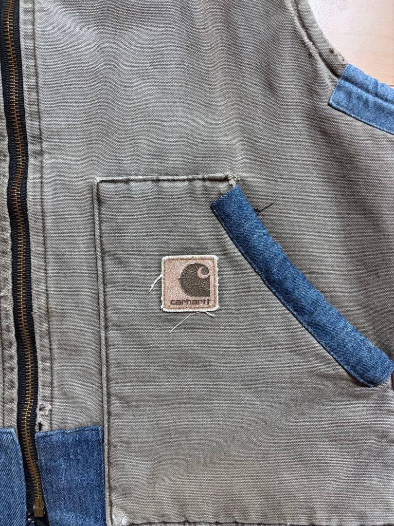 USA製　Carhartt ダックベスト　カーハート
