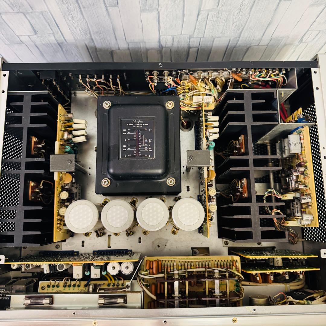 極美品 Accuphaseアキュフェーズ E-202 プリメインアンプ 稼動品