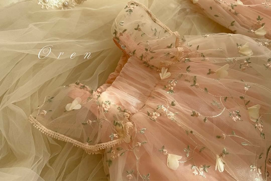 orenピンク 花柄刺繍ロンパースS