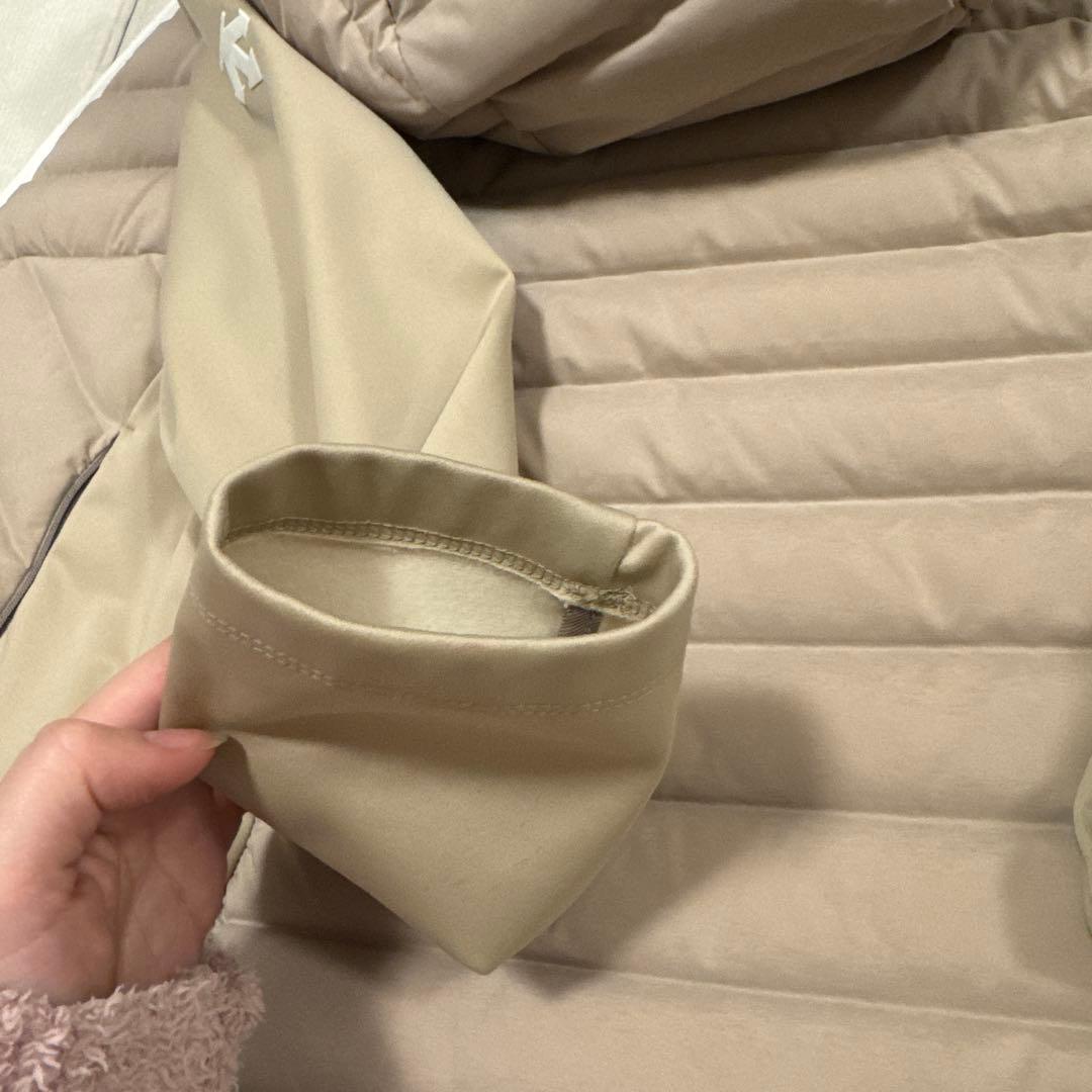 【超美品】デサントゴルフ　ハイブリッドフーディーダウンジャケット