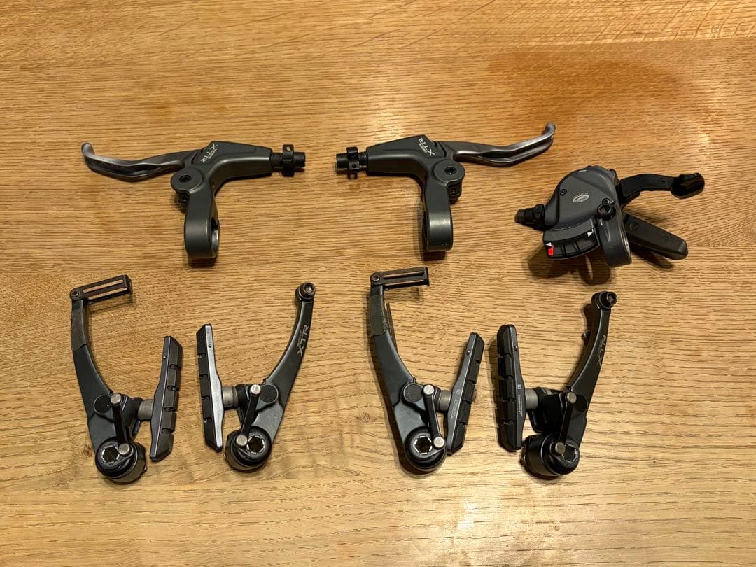 SHIMANO XTR Vブレーキ、レバー、右シフター