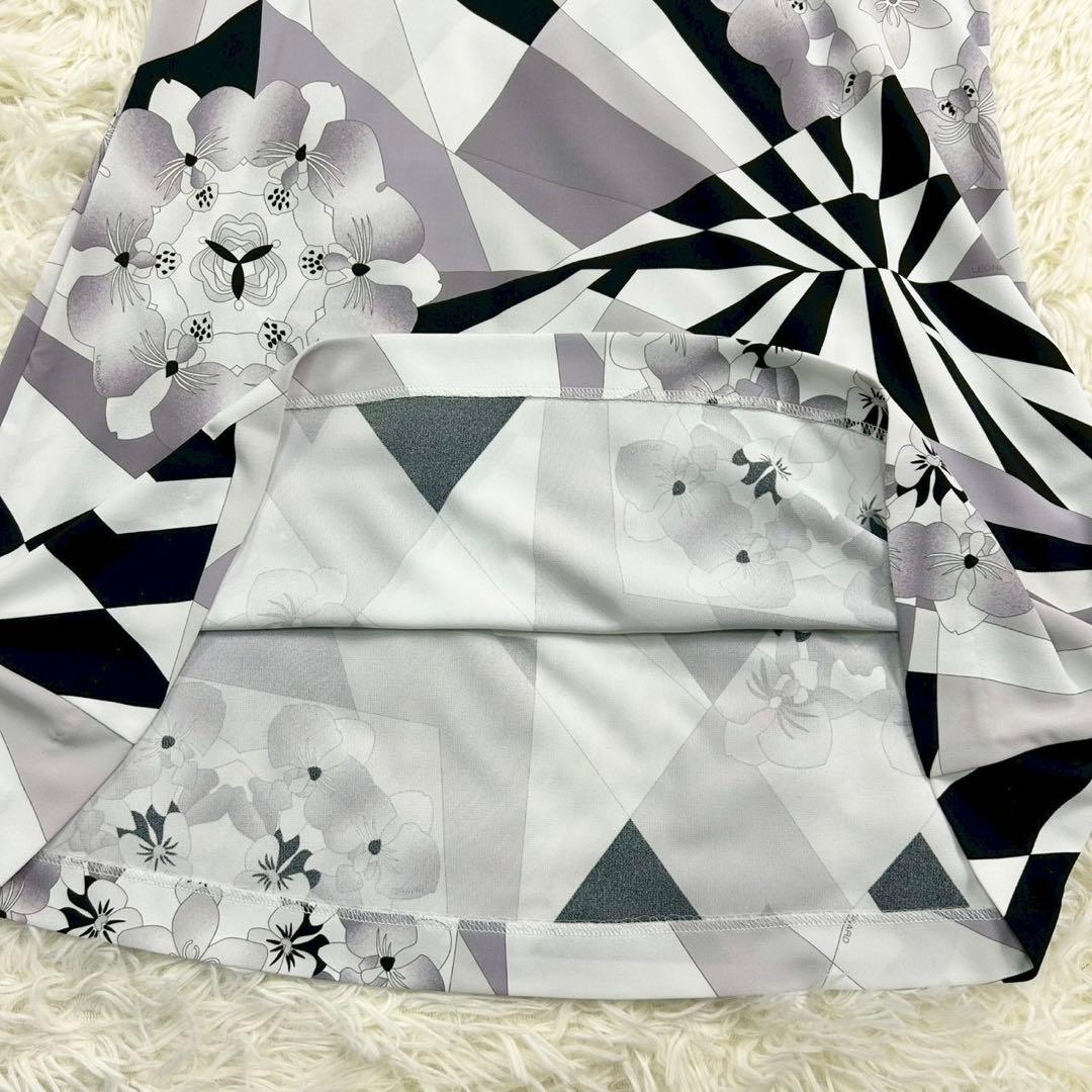 良品　レオナールスポーツ　ワンピース　花柄　ジオメトリック　ブラック系　38