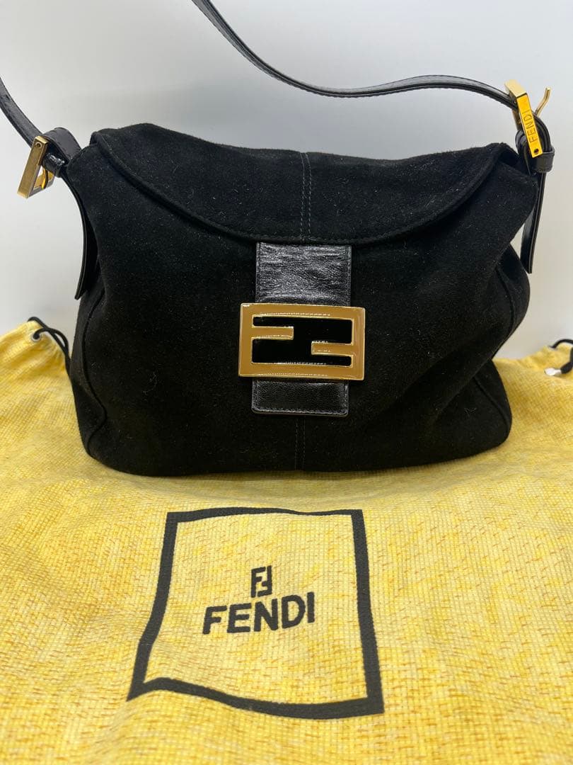 FENDI フェンディ 黒 マンマバケット スウェード ハンドバッグ