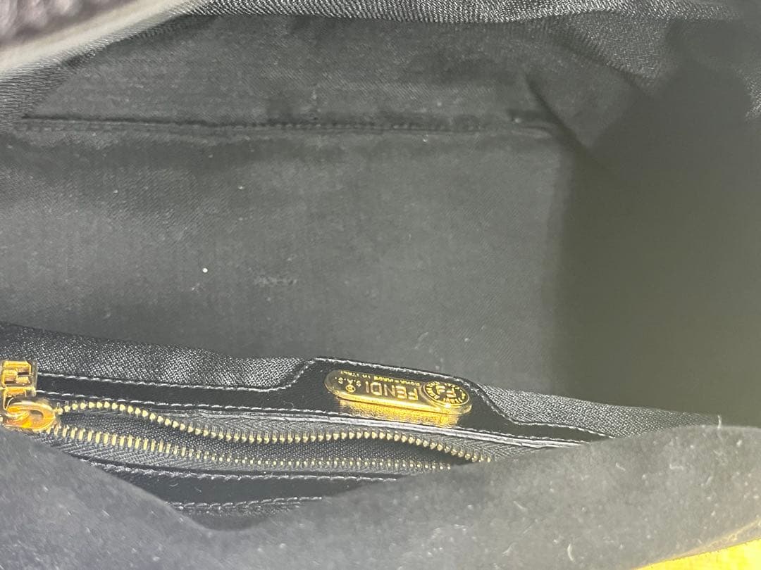 FENDI フェンディ 黒 マンマバケット スウェード ハンドバッグ
