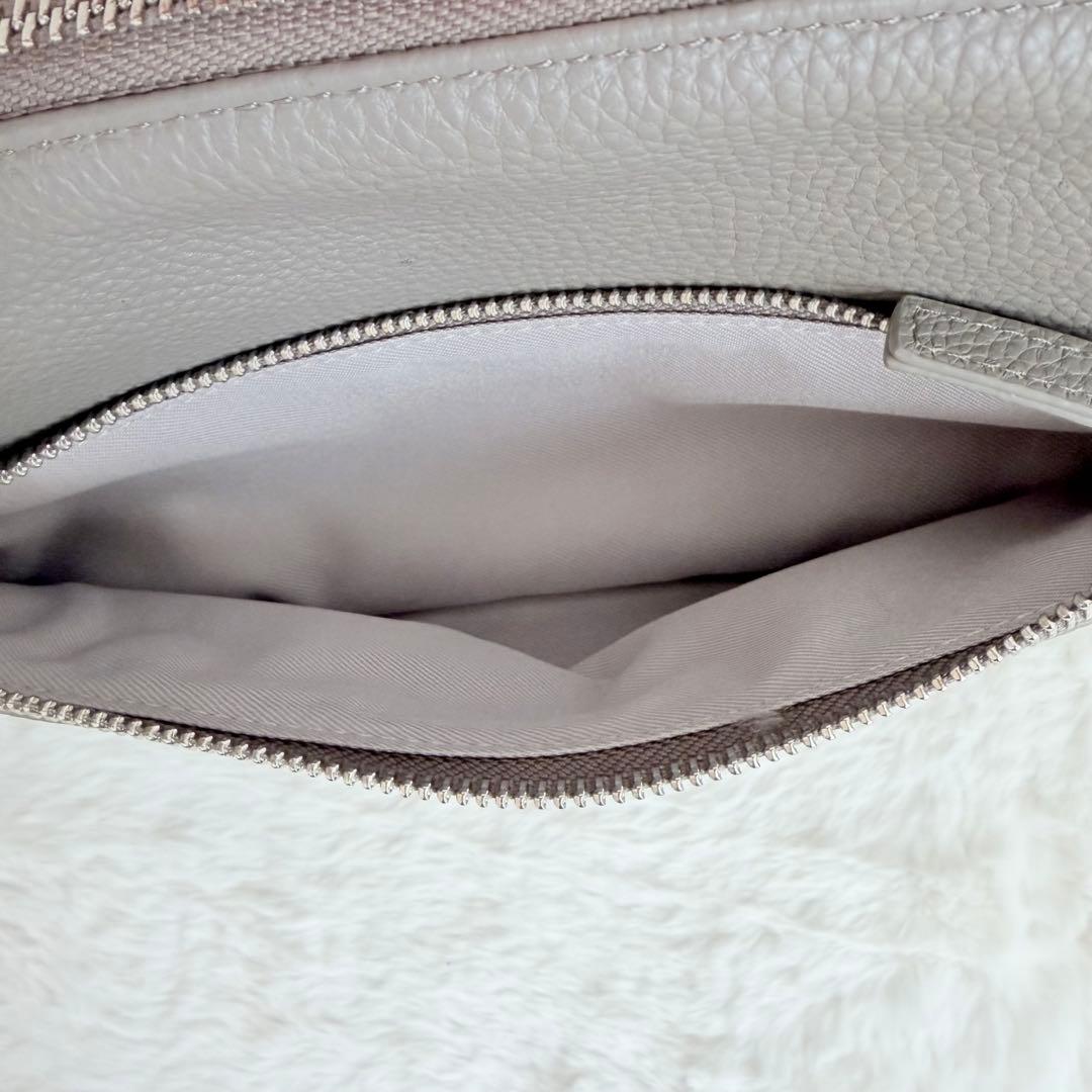 美品✨ビアズリー　レザーボディバッグ　トープ　ショルダーバッグ　2WAY 完売品