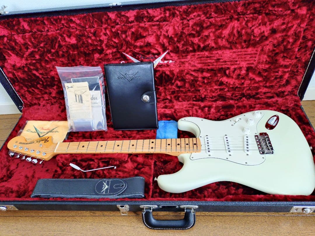 ギター Fender Customshop MBS 69Stratocaster NOS