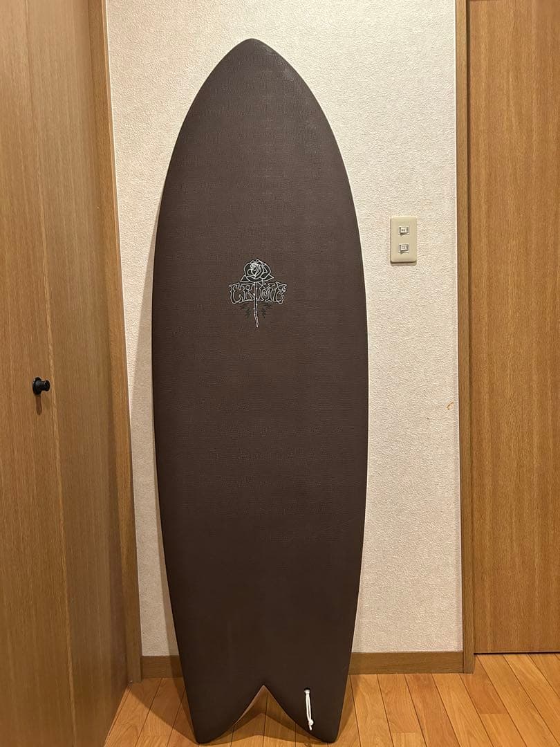 美品　CRIME サーフボード KEEL FISH 5.7 ツイン