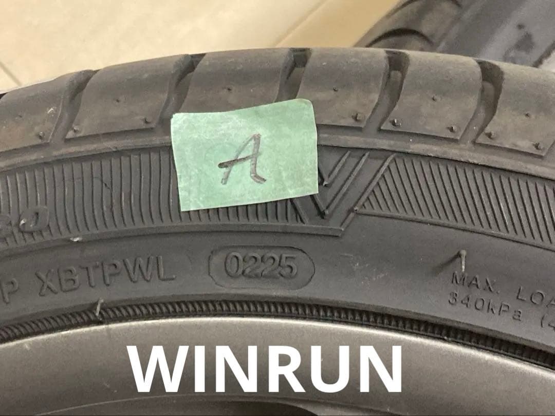 専用18インチホイール 114.3 +タイヤ225/40/R18 4本