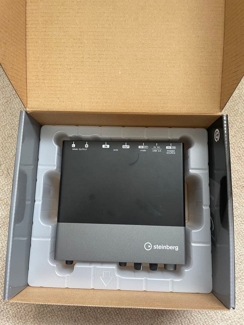 Steinberg UR 22 C USBオーディオインターフェース