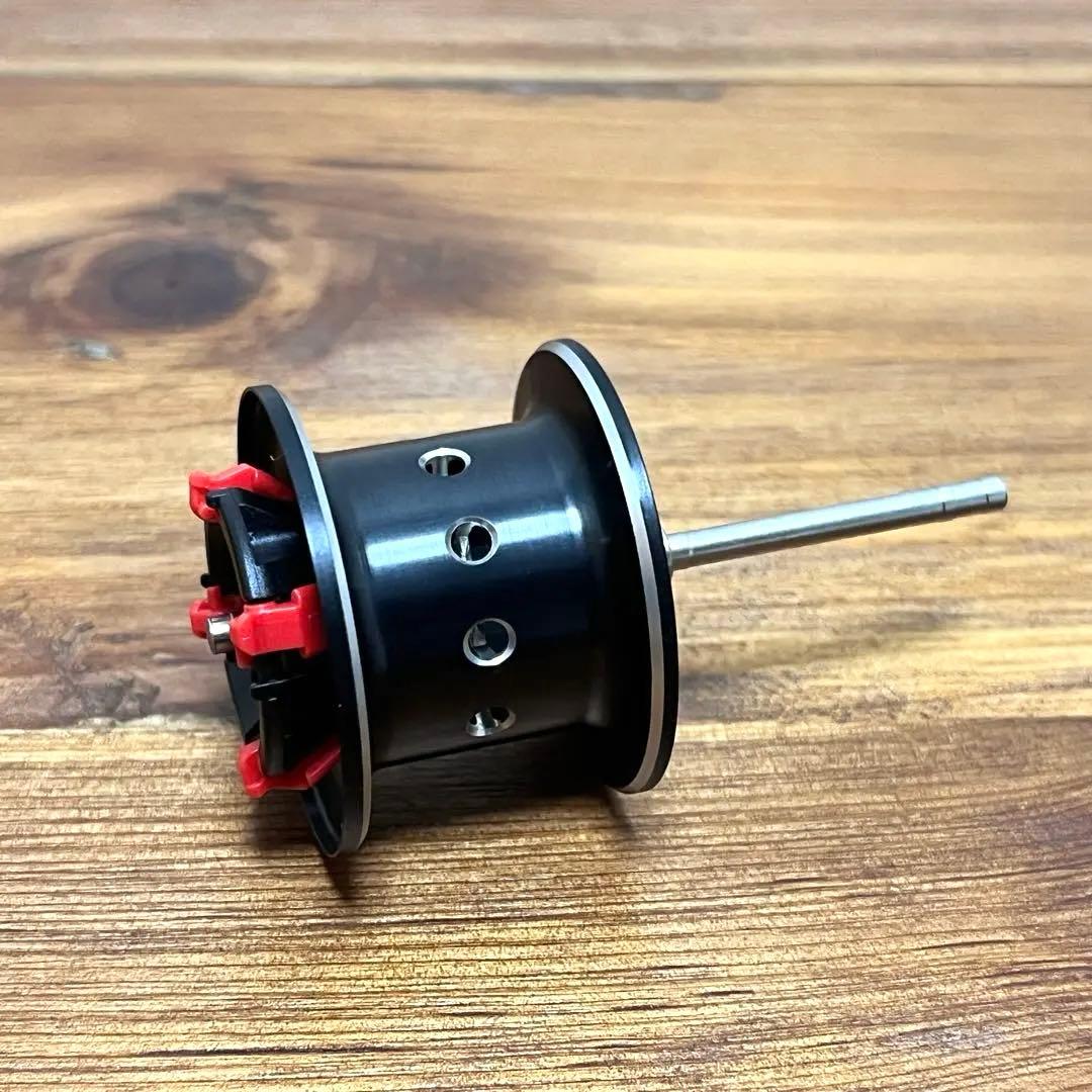 【美品】SHIMANO 14カルカッタ コンクエスト 100 ノーマルギア 右