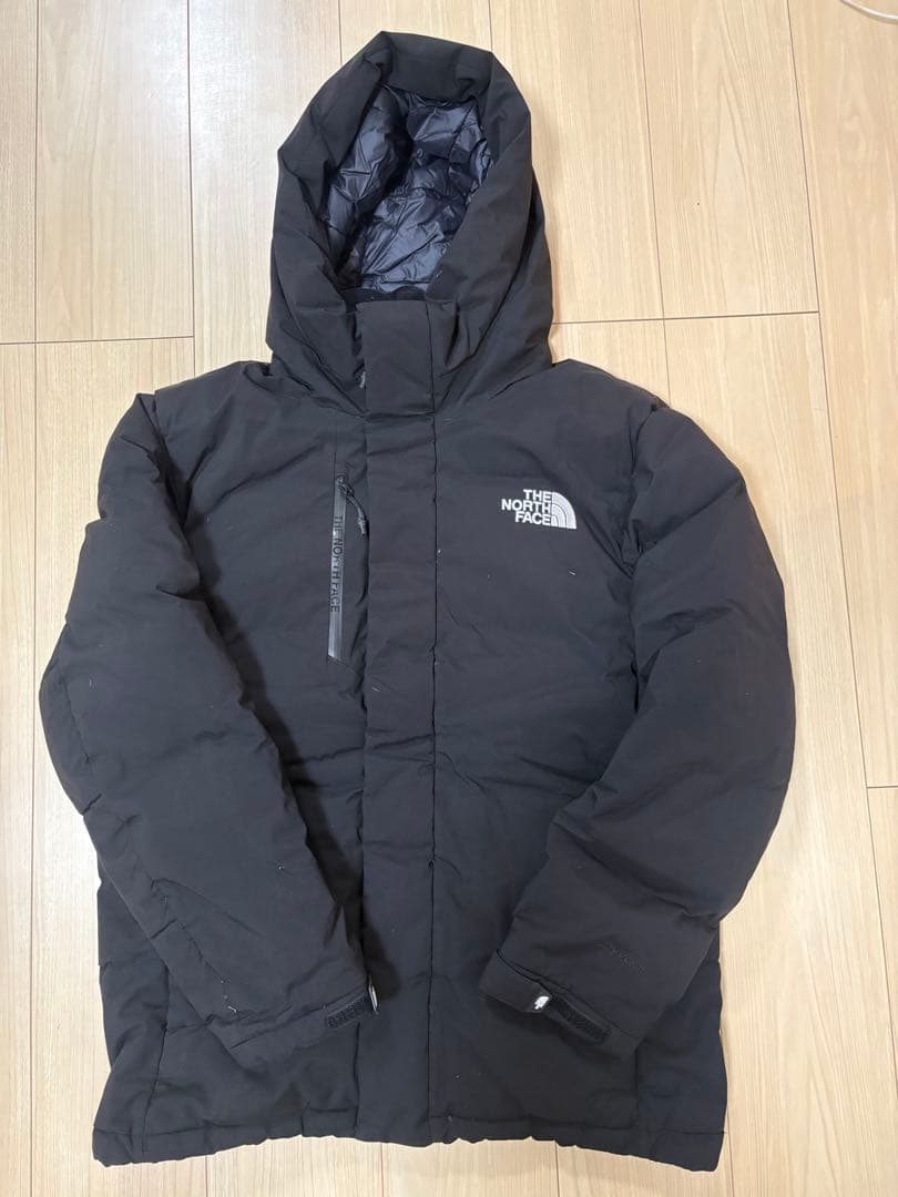 THE NORTH FACE ブラックダウンジャケット