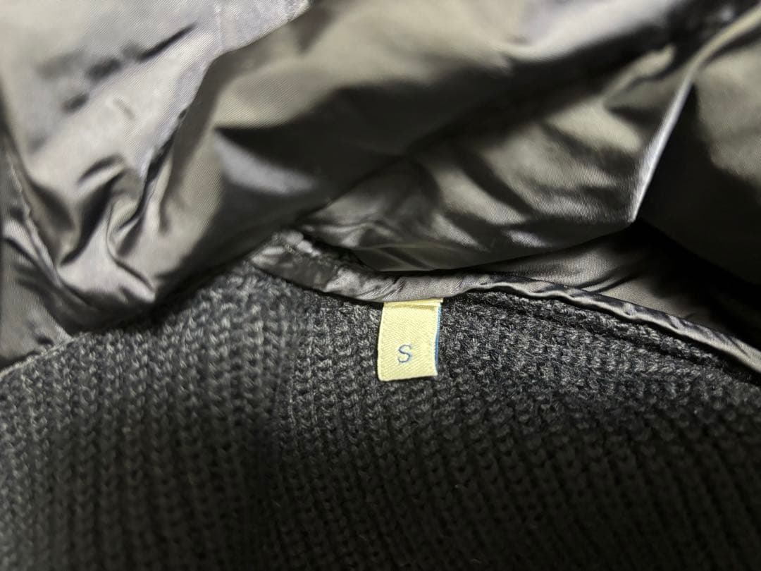 Moncler モンクレール ハイブリッドダウン　ニット フード付き ネイビー