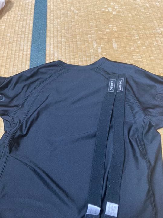 大人気公式加圧シャツLサイズベルト付き