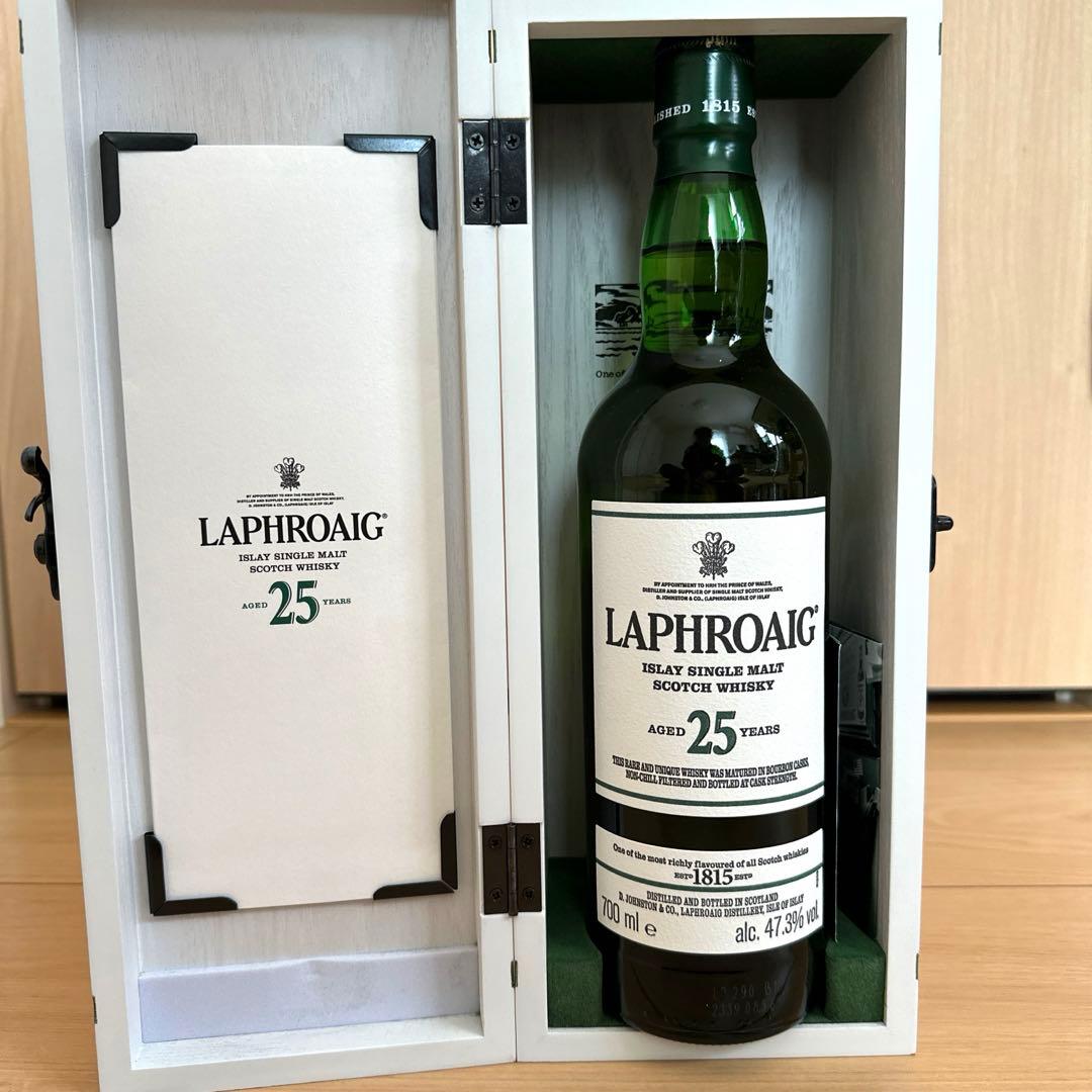 限定 ラフロイグ25年 2023年エディション カスクストレングス +ピンバッチ