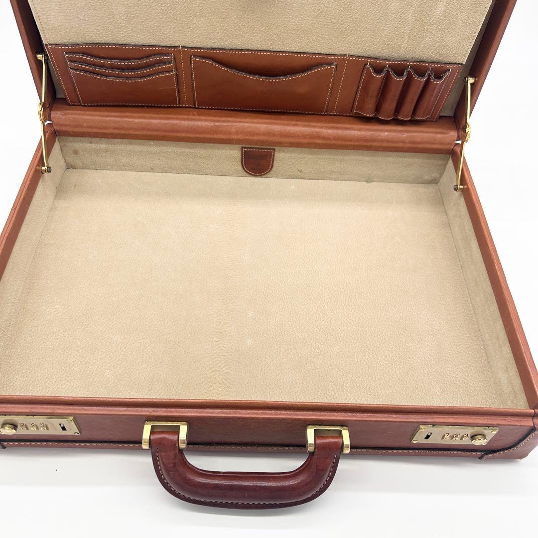 C156 良品 イタリア製 i Santi 本革 アタッシュケース 茶 金具