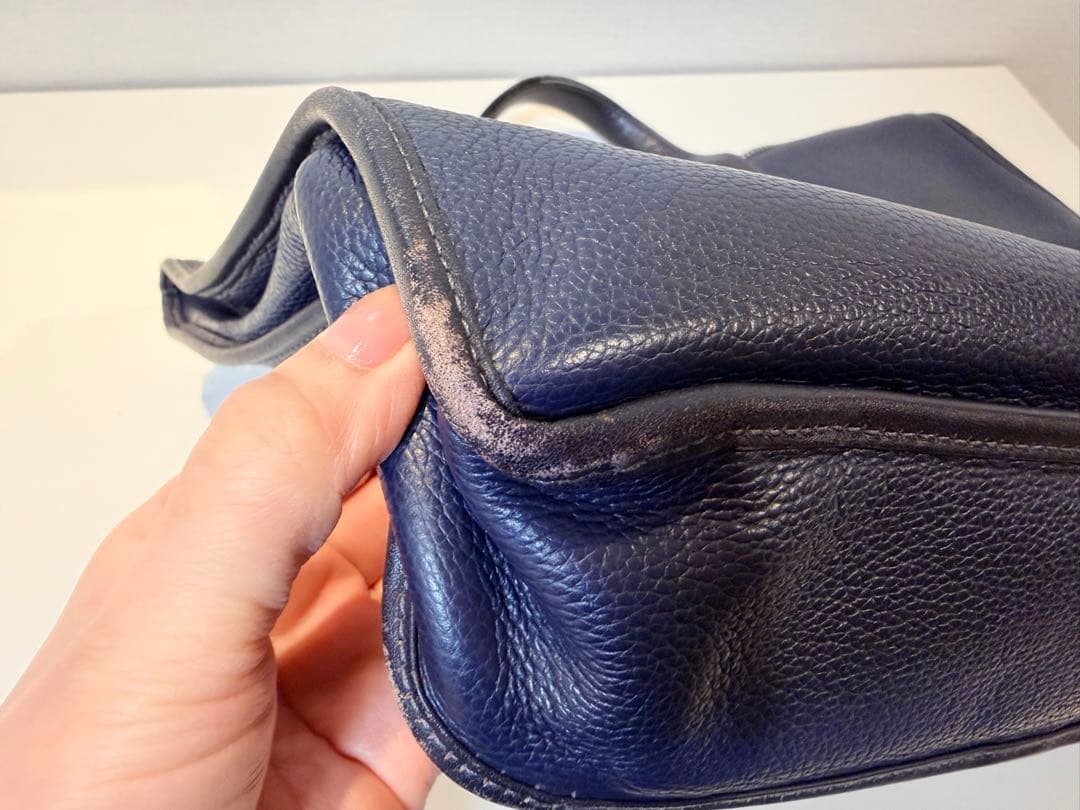 ロエベ ビジネスバッグ トレド アナグラム ロゴ A4可 レザー ネイビー