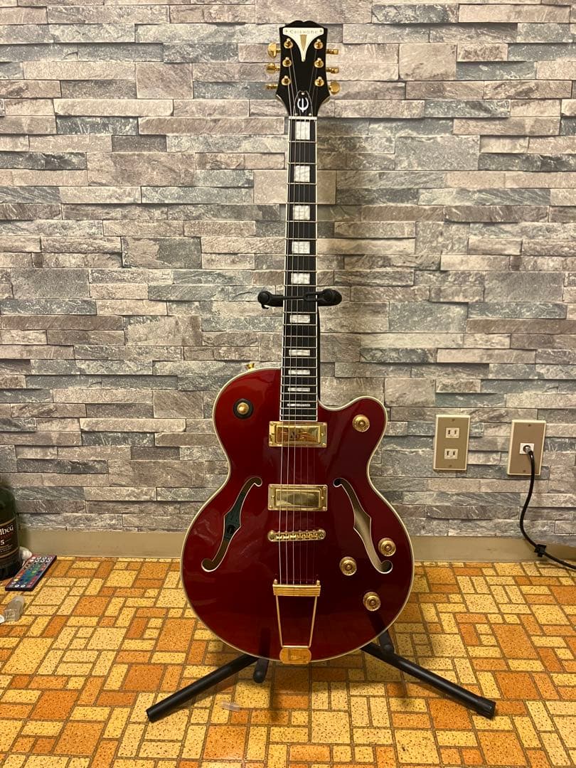 美品Epiphone Uptown Kat ES Ruby Red ／生産終了