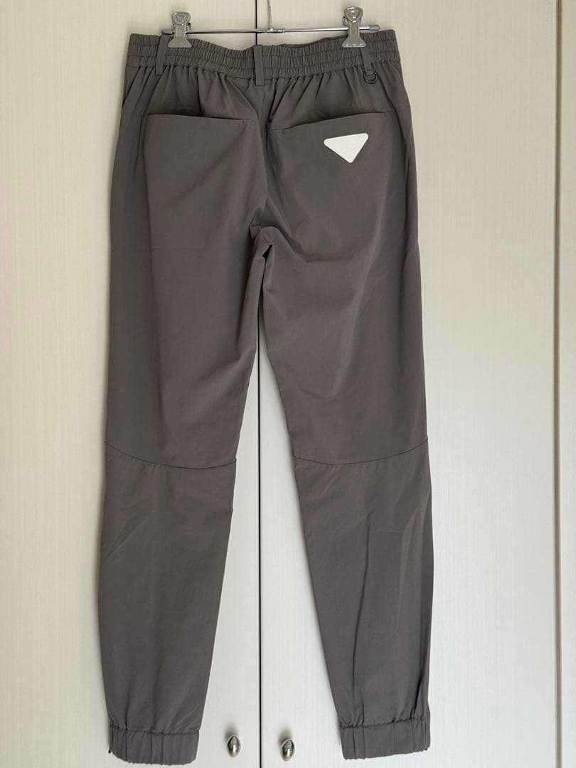 United arrows golf ジョガーパンツ