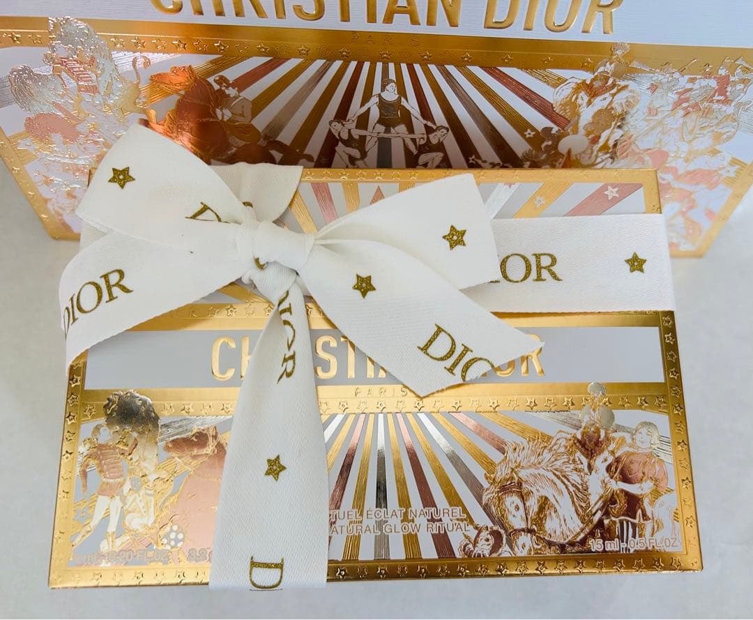 本日発送　完売　新品未使用　ディオール dior 2025 ホリデー　オファー