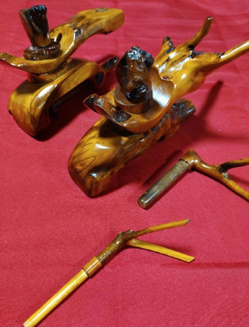 ヘラブナ釣り万力・オーダ一制作の杜松 万力・杜松竿枕・杜松玉置き1点物希少139