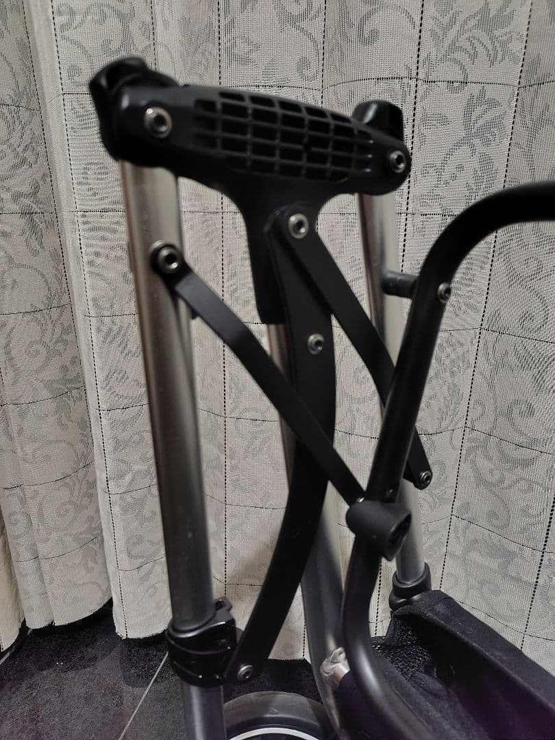 期間限定価格　bow＆mew　分離　自立　ペットカート　ベージュ　クッション付