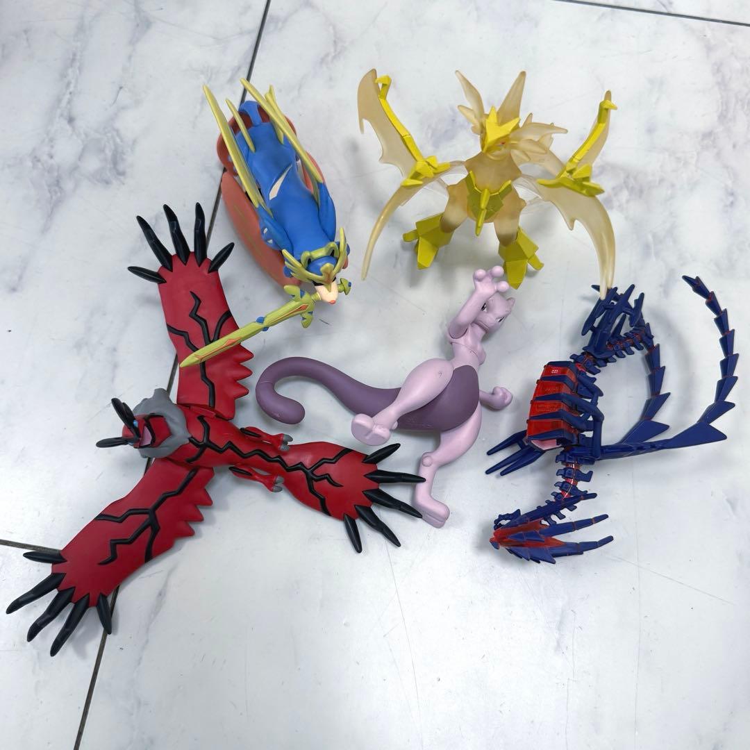 Pokémon ポケモン　モンコレ等　98個　まとめ売り　MLサイズ5体含む