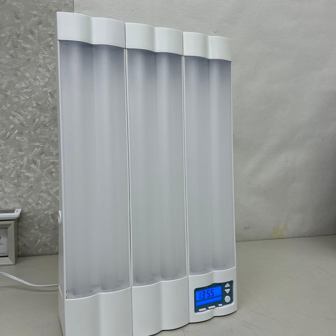 ソーラートーン　光療法用ライト ブライトライトＭＥ＋