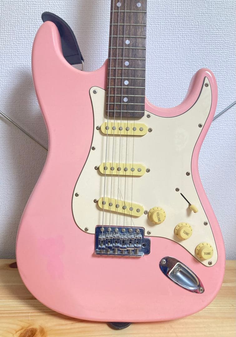 ☆ 激安 Legend by AriaproⅡストラトタイプ ギター レジェンド